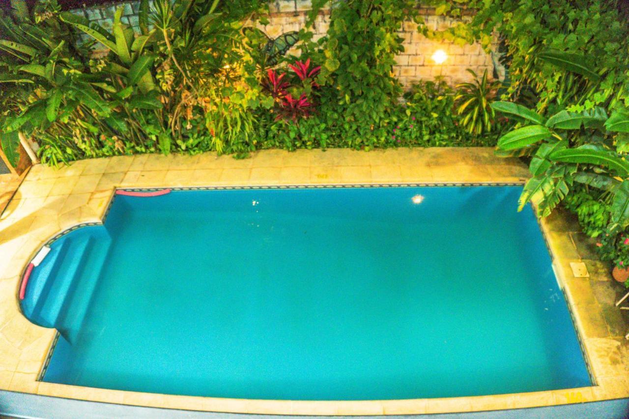 Managua Apart Hotel Пуэрто-Игуасу Экстерьер фото